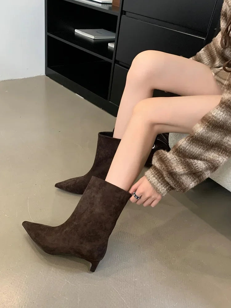 Vintage Pointed Toe Women Ankle Boots